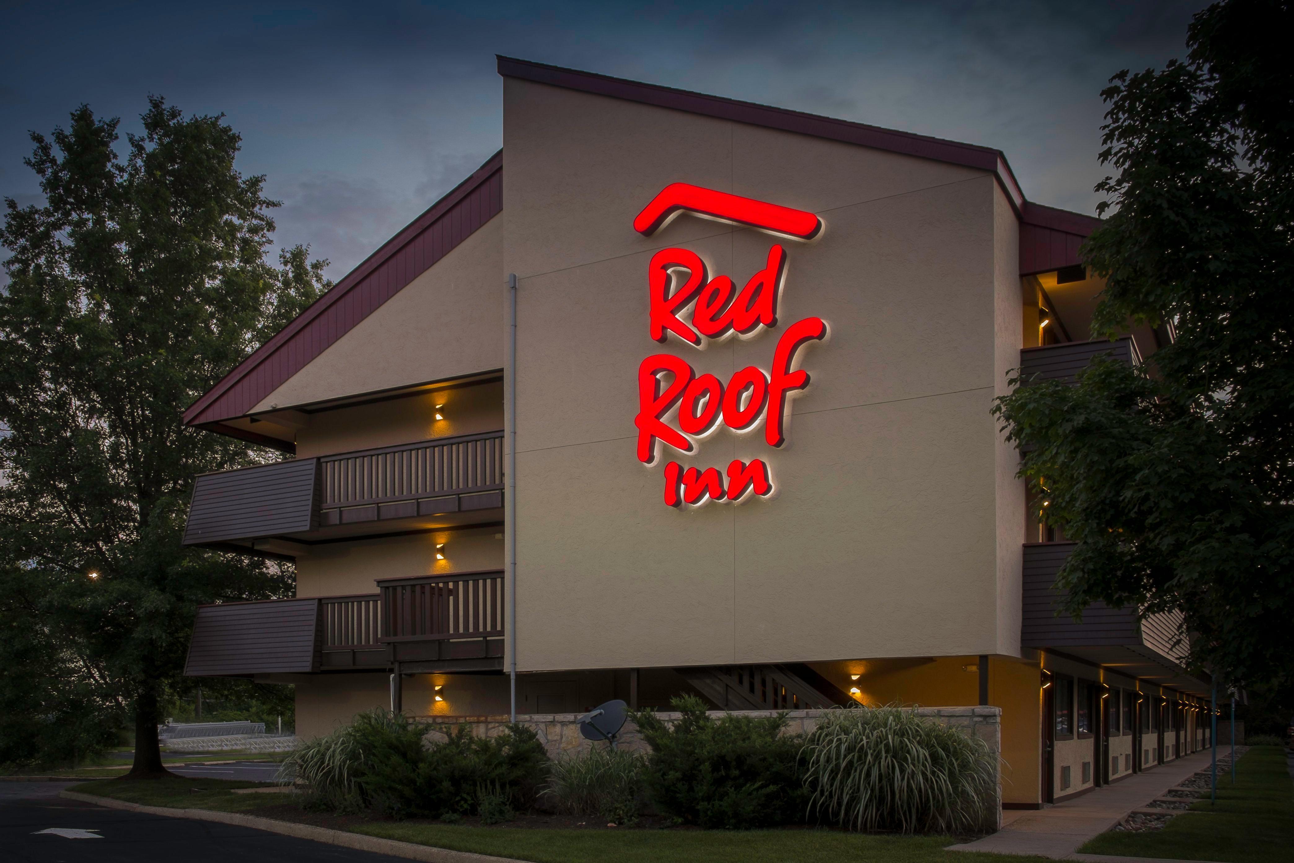 Red Roof Inn Philadelphia - Oxford Valley Лангхорн Экстерьер фото